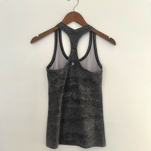 Lululemon Cool Racerback II in Meisai White Black - Picture 3 of 5